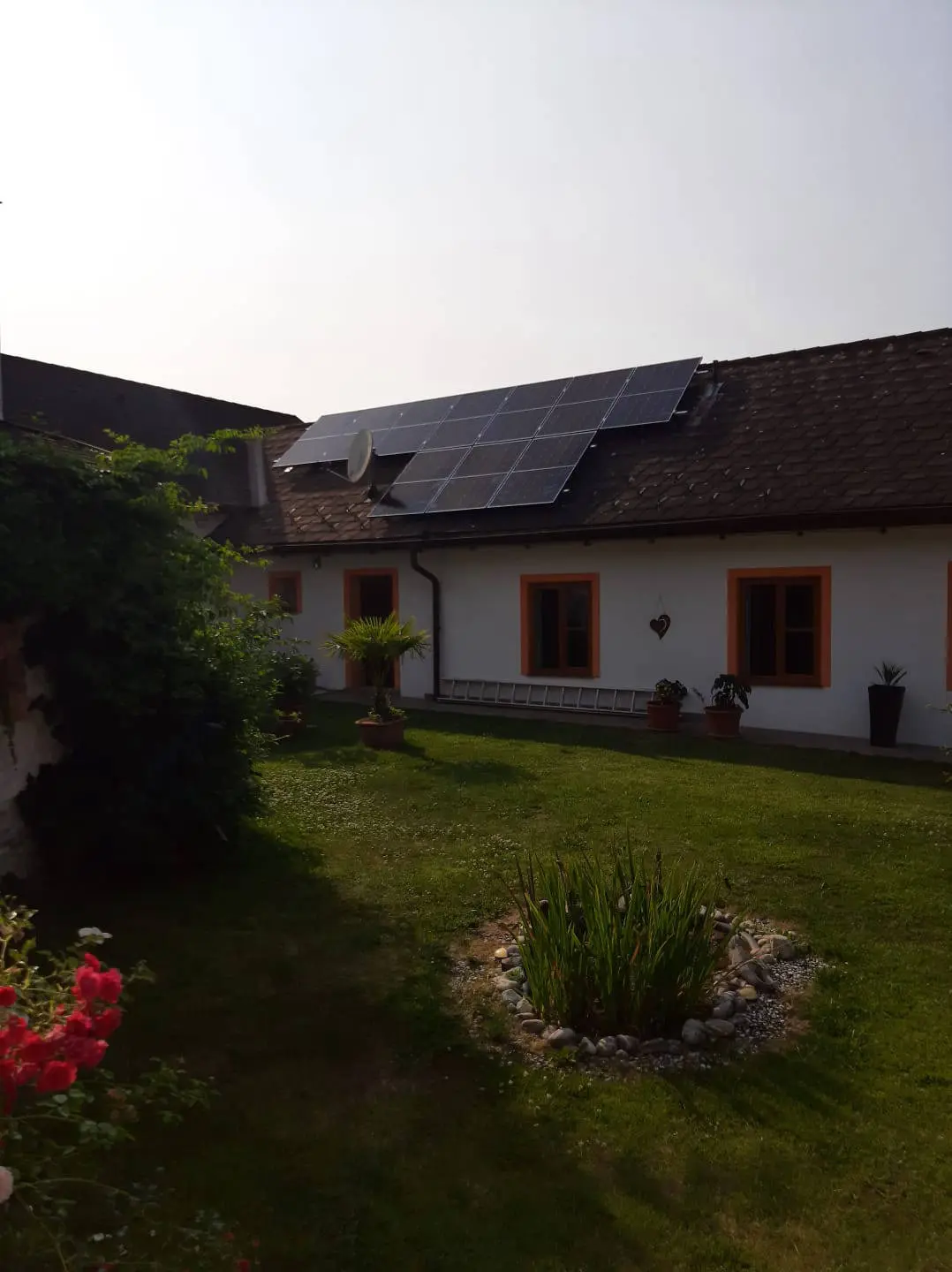 12.07.2023 - Selbstmontage der PV-Module inkl. Verkabelung ist fertig